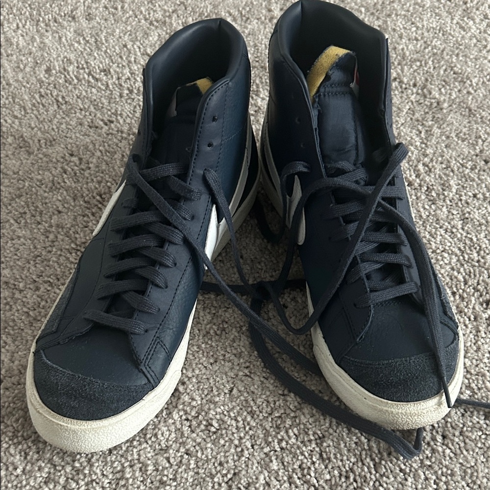 Nike Dark Blue and White High-Top Sneakers